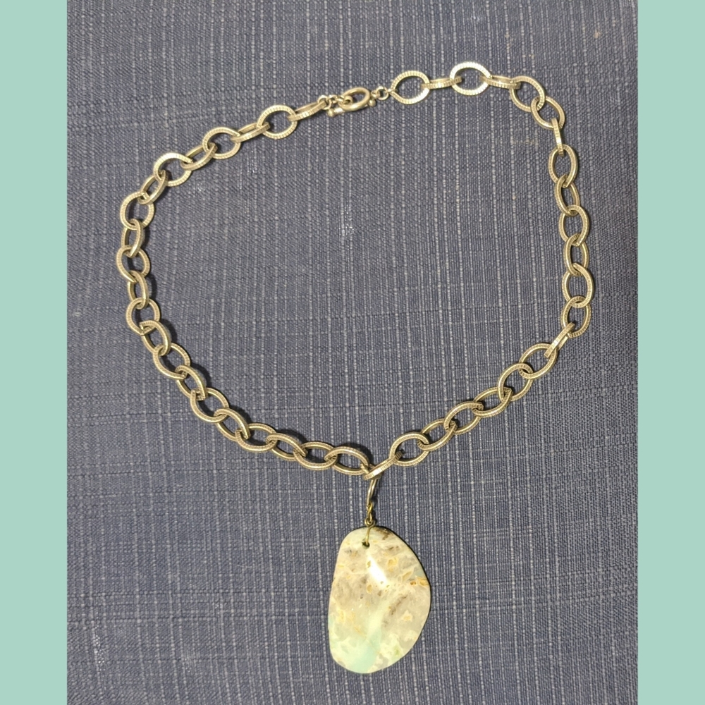Vintage Aquamarine Tumbled Stone Pendate Necklace